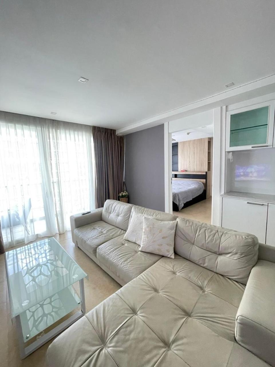 2 Bedrooms Near Pattaya Beach Экстерьер фото